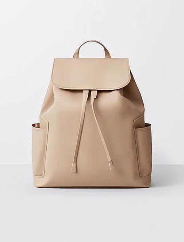 รับผลิตกระเป๋า Leather Backpack
