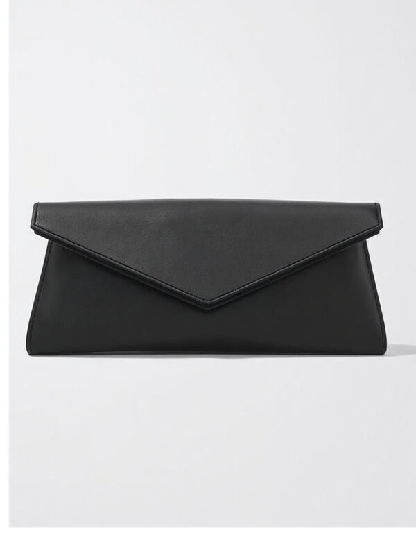 รับผลิตกระเป๋าหนัง clutch bag ดีไซน์โมเดิร์น
