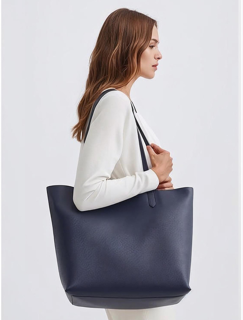 รับผลิตกระเป๋าหนัง Shoulder Bag ดีไซน์โมเดิร์น