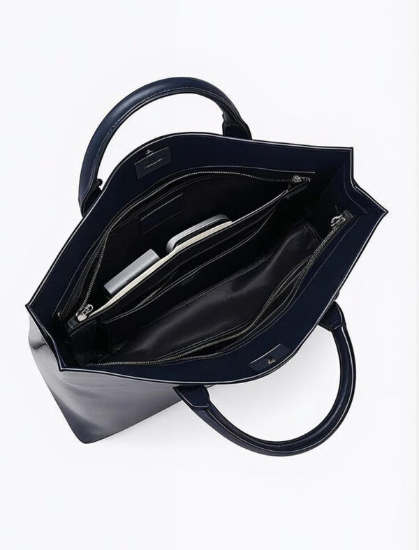 รับผลิตกระเป๋าหนัง Shoulder Bag ดีไซน์โมเดิร์น