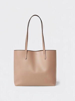 รับผลิตกระเป๋าหนัง Tote Bag ดีไซน์โมเดิร์น